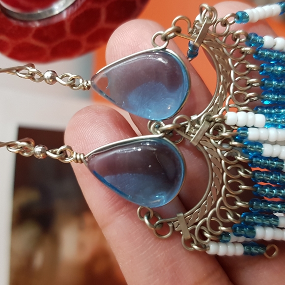 2 Sets Of Artisanal Handmade Earrings - Picture 8 of 17